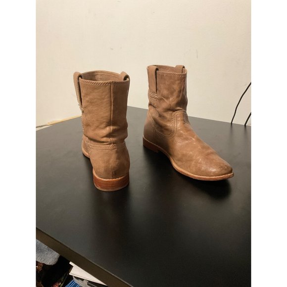 Frye Shoes - FRYE Boots Anna Short Leather Ankle Boots sz. 6.5